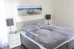 00016-Schlafzimmer-mit-Boxspringbett