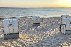 Strandkörbe-Sonnenuntergang
