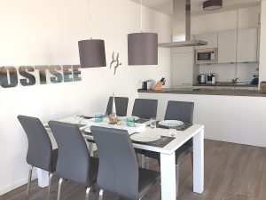 Südkap Pelzerhaken Penthouse Ferienwohnung mit Essecke für 6 Personen